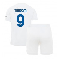 Camisa de Futebol Inter Milan Marcus Thuram #9 Equipamento Secundário Infantil 2023-24 Manga Curta (+ Calças curtas)